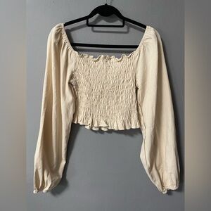 NWOT POL Smocked Balloon Sleeves Beige
Top. Size Small